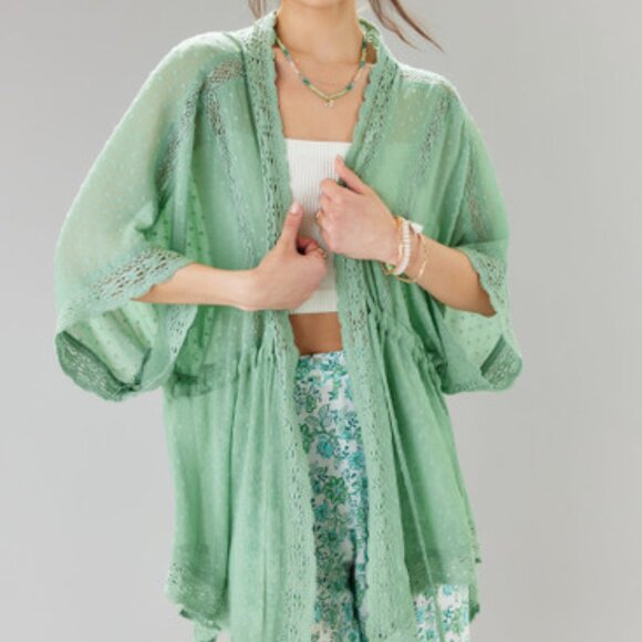 NWT Francesca's Sage Green Chiffon Aminah Swiss Dot Crochet‎ Kimono - Picture 1 of 9